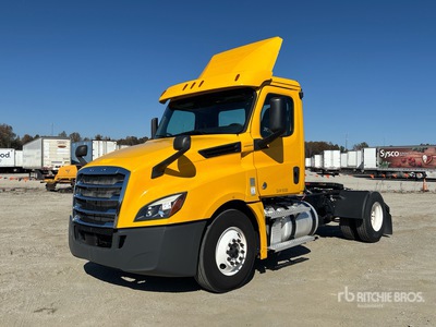 2020 Freightliner Cascadia 126 4x2 Ciągnik siodłowy z kabiną dzienną S/A
