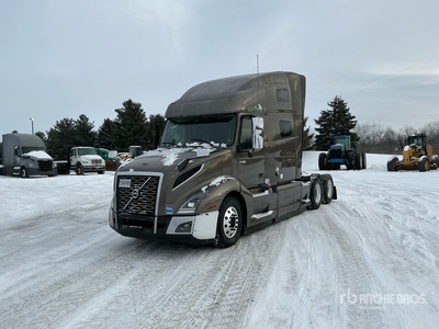 2020 Volvo VNL760 6x4 T/A Sleeper Truck Tractor