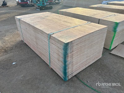 Quantity of (50) 5/8" 4x8 CSP/DFP No Stamp Contreplaqué (Unused)