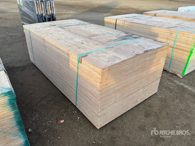 Quantity of (50) 5/8" 4x8 CSP/DFP No Stamp Contreplaqué (Unused)