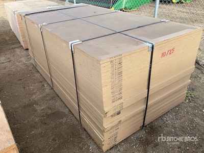 Quantity of (40) 7/8" 4x8 Good 1 Side With Overlay Douglas Fir 9 Ply Plywood (Unused)