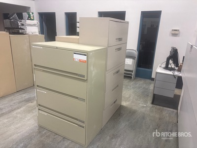 Quantity of (3) Armadi per archivio