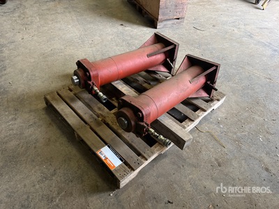 Quantity of (2) Hydraulic Jacks