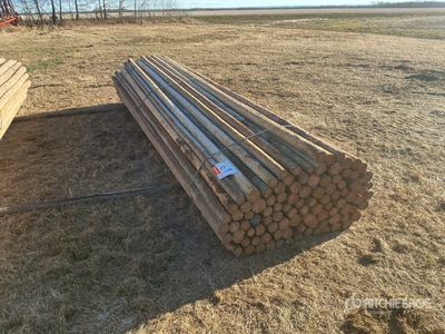 Quantity of 16 ft Fence Rails