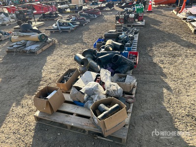 Quantity of (4) Pallets of Valves & Fittings パイプライン その他