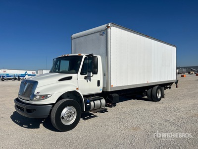 2015 International 4300 4x2 Van Truck