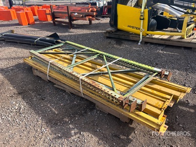 Quantity of Étagères