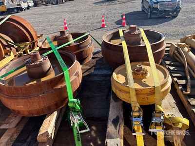 Quantity of (5) Cat D11T Idlers