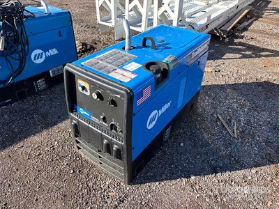 2018 Miller Trailblazer 325 A Skid-Mounted Engine Driven Welder
