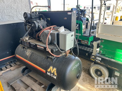 2020 Mi-T-M ADS-23110-120HM 34.2 cfm Skid-Mounted Electric 130 gal Compresor de aire