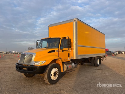 2019 International 4300 SBA 4x2 Van Truck