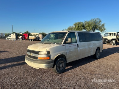 2013 Chevrolet Express 3500 10 Passenger Van