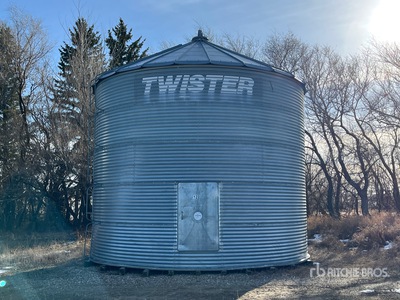 Twister +/- 3500 bu 5 Ring Grain Bin