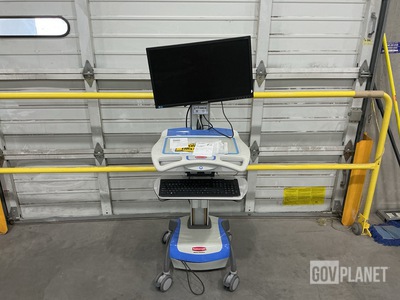 Rubbermaid Medical Solutions 9M38-00-C55 Mobile Cart