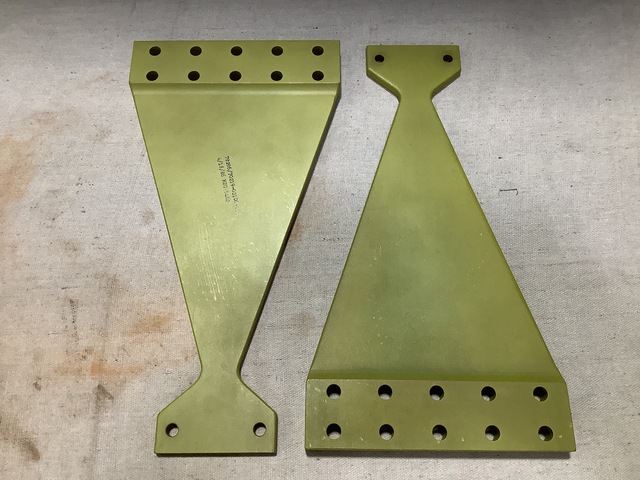 (8) Sikorsky 70219-02106-111 Spring Supports