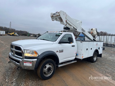 2017 Versalift VST40I on 2016 Ram 5500 4x4 Camion nacelle