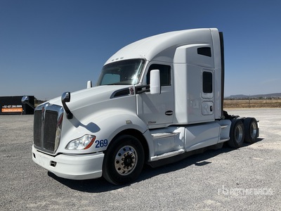 2017 Kenworth T680 6x4 Tractocamion con Dormitorio / Tracteur Routier Couchette