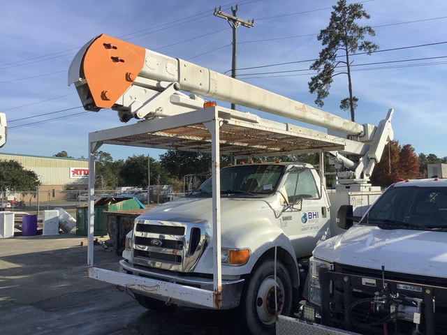 Terex on 2011 Ford F750 4x2 Bucket Truck (Inoperable) Terex on 2011 Ford F750 4x2 Bucket Truck (Inoperable)