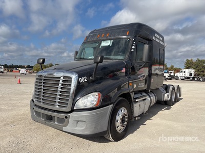 2018 Freightliner Cascadia 125 6x4 T/A Sleeper Truck Tractor