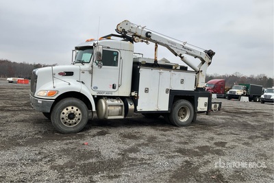 2016 Peterbilt 337 4x2 Servicewagen