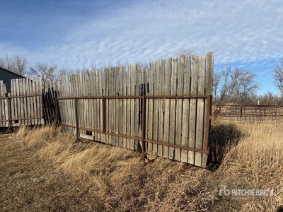 Quantity of (3) 24 ft x 9 ft Valla de viento