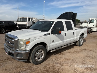 2015 Ford F-250 XLT 4x2 Crew Cab Pickup