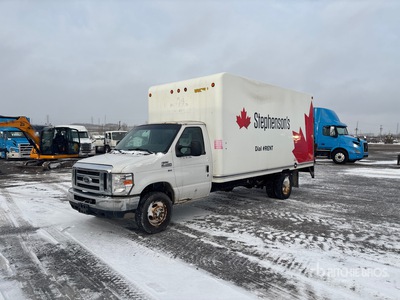 2016 Ford E-450 4x2 Camion fourgon