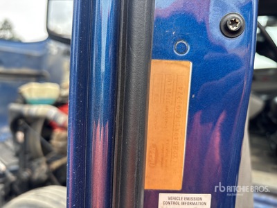 2018 Peterbilt 579 6x4 3- Achs Sattelzugmaschine mit Schlafkabine (Inoperable)