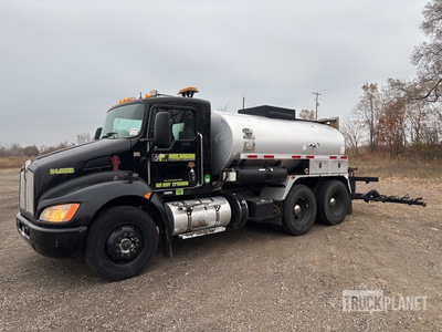2014 Etnyre S6316 1800 gal on 2015 Kenworth t300 6x4 Asphalt Distributor Truck