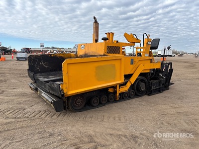 Blaw-Knox PF-4410 Track Asphalt Paver