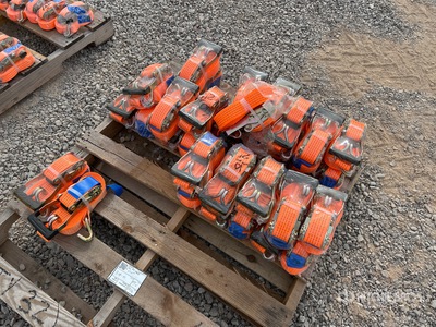 Quantity of (32) 2025 GIYI 2 in x 27 ft Ratchet Straps (Unused)