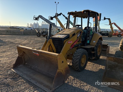 2017 Cat 415F2 IL 4x4 Chargeuse paysagisme