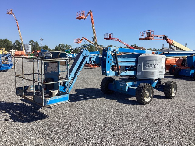 2015 Genie Z-45/25J 4WD Diesel Articulating Boom Lift 2015 Genie Z-45/25J 4WD Diesel Articulating Boom Lift