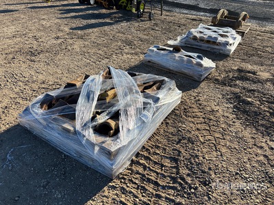 Quantity of (3) Pallets of Cat Bucket Teeth