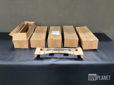 (23) BAE Systems 6432455-200M1 Mounting Brackets