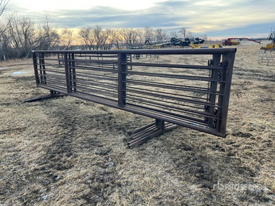 Quantity of (5) 24 ft x 5 ft 5 in Free Standing Viehzuchtgremium