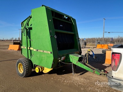 1992 John Deere 535 Round Baler