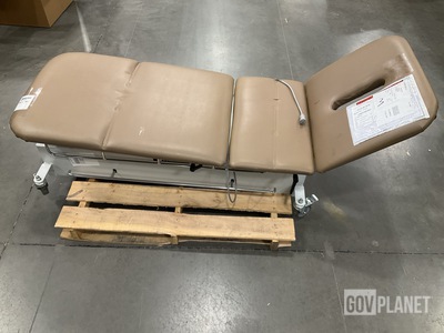 Dynatronics Examination Table