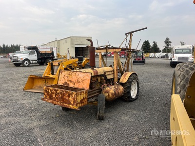 Leroi 105 Tractair Oldtimertraktor (Inoperable)