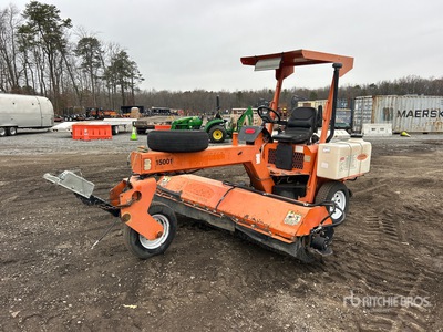 2015 Lay-Mor SM300 Self-Propelled Broom