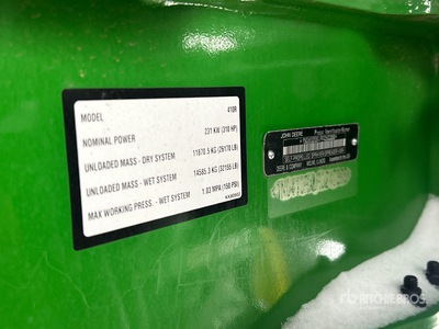 2024 John Deere 410R 90 ft Self-Propelled Sprayer