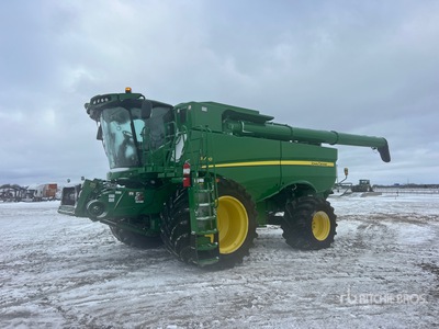 2020 John Deere S790 Combine Harvester