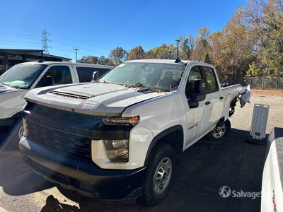2022 Chevrolet Silverado 2500HD HD 4x4 Crew Cab بيك اب (Inoperable)