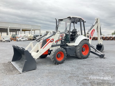 2021 Bobcat B730R 4x4 Retroexcavadora / Graaflaadmachine