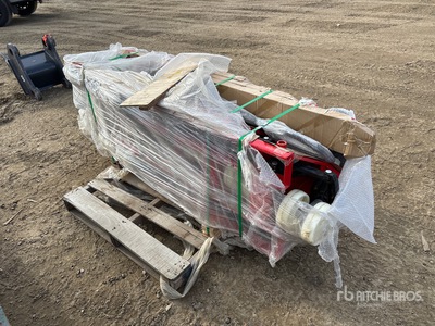 Quantity of (6) 3000 kg Pallet Jack