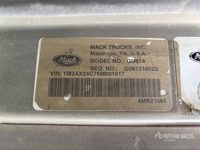 2009 Mack GU814 8x6 Mixer Truck