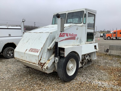 1996 Elgin Pelican Camion barredora