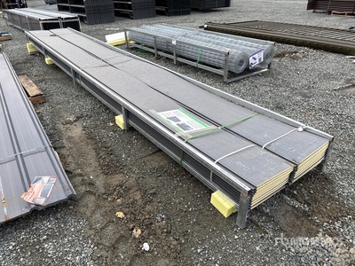 Quantity of (20) 15 in x 19 ft 7 in Polyurethane Insulated Metal Wall Panels Grey (Unused)