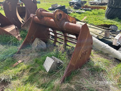 1450 mm Q/C Skeleton Excavator Bucket - Fits Cat 329