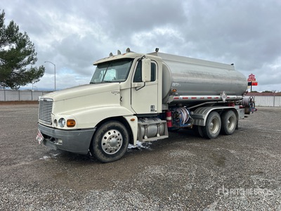 2001 Freightliner CST120 4708 gal 6x4 Fuel Truck
